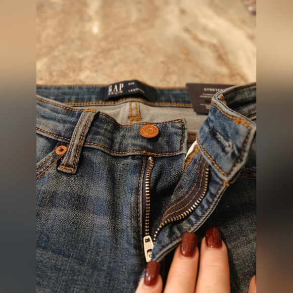 NWT GAP JEANS - Picture 6 of 8